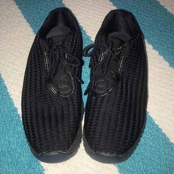 One pair or Jordan AJ Future sneakers - Picture 3 of 3